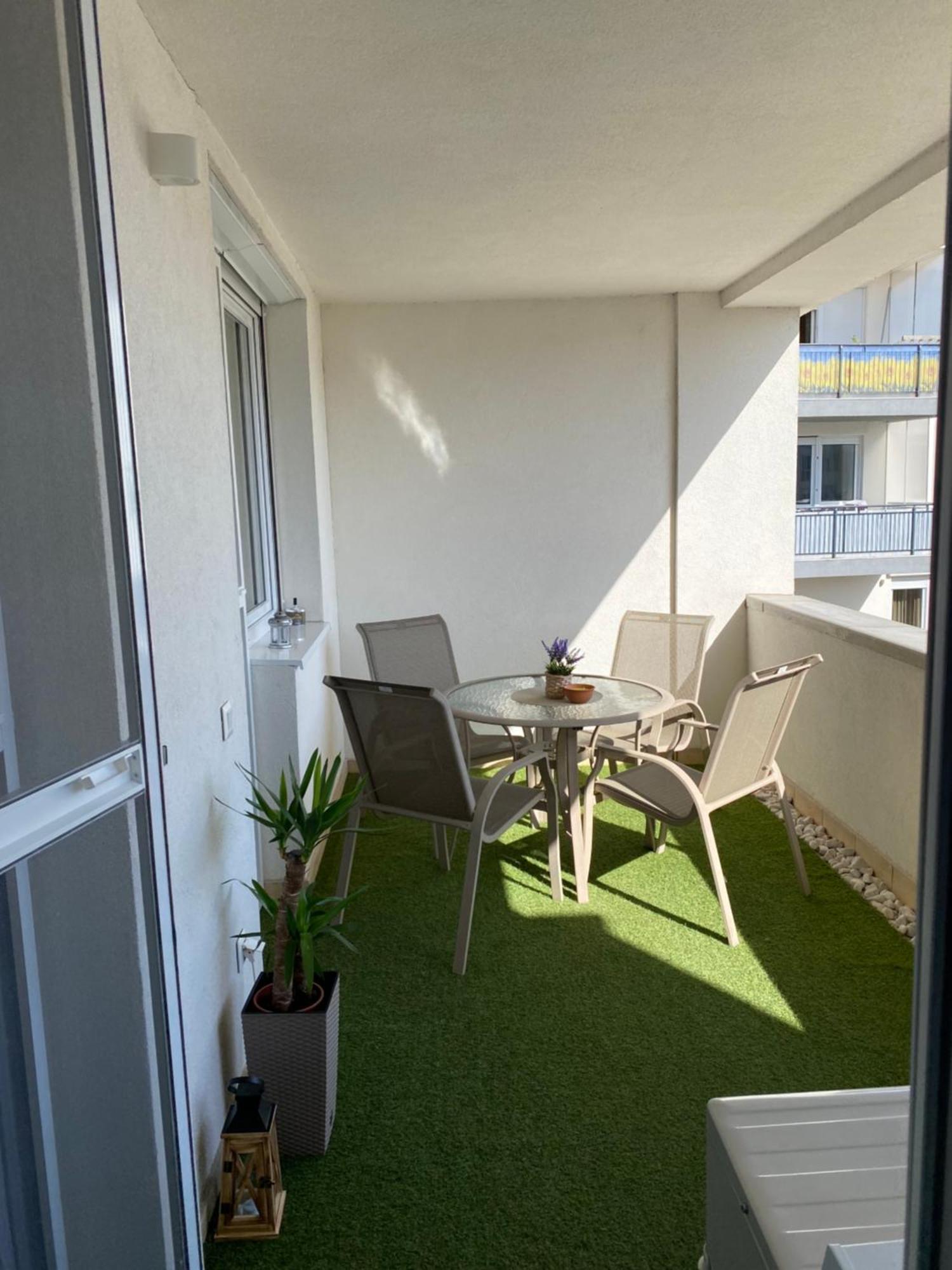 Montana Apartman มิชโคลซ์ ภายนอก รูปภาพ